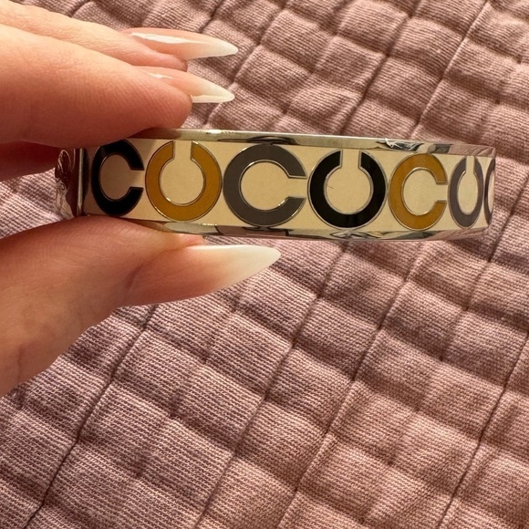 COACH Cream C Bangle Bracelet GUC - Picture 1 of 6